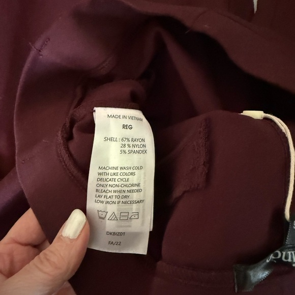 NWT small quince straight leg pants burgundy - Picture 7 of 16